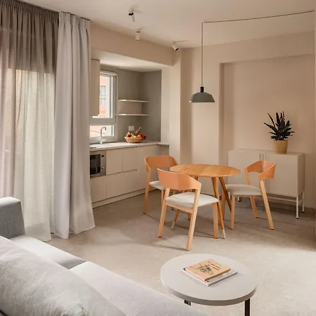 Ξενοδοχείο με διαμερίσματα Townhouse