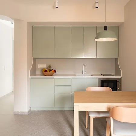 Ξενοδοχείο με διαμερίσματα Townhouse Λευκάδα