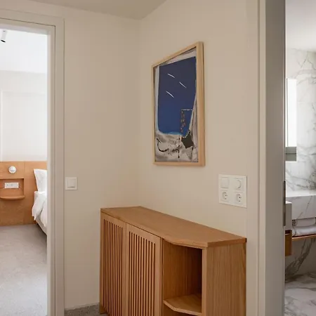 Aparthotel Townhouse 4*