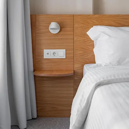 Townhouse Aparthotel 4*