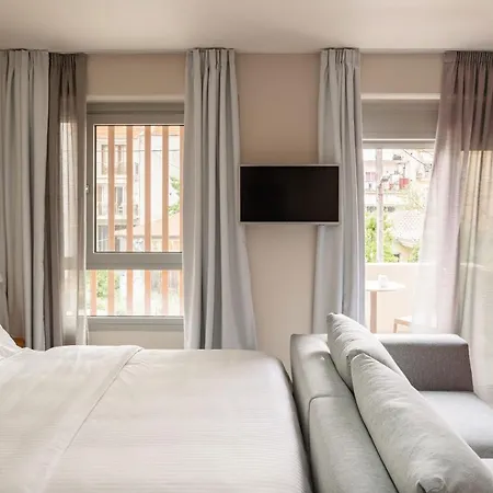 Townhouse Aparthotel Lefkada City