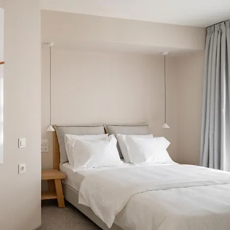 Townhouse 4*
