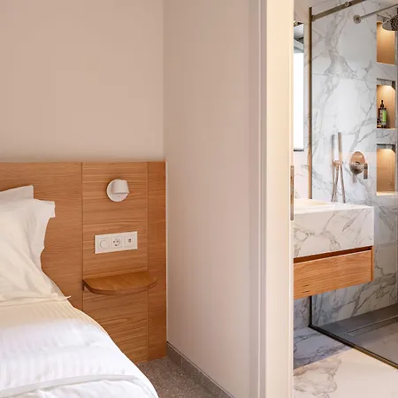 Aparthotel Townhouse 4*